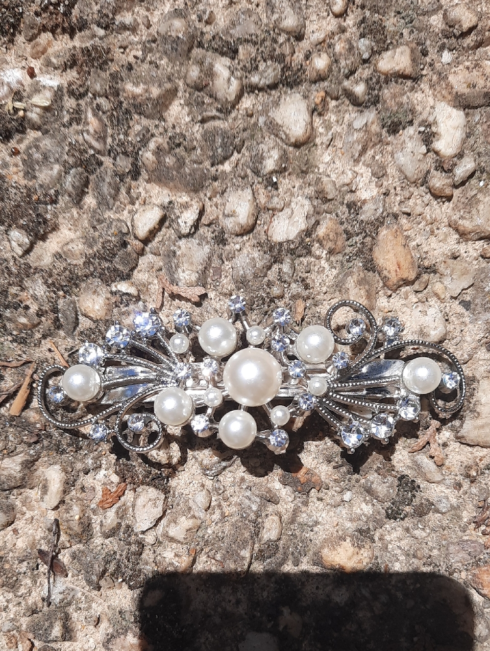 Silver-Tone Pearl & Clear Crystal Hair Clip